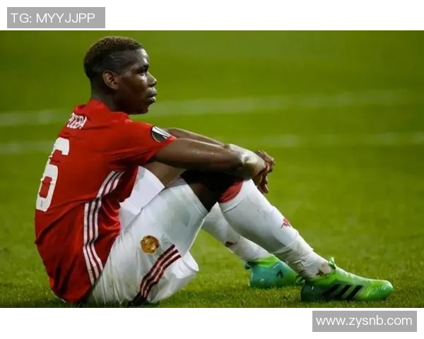 昔日足球明星风采照回顾展现他们的青春魅力与帅气瞬间 昔日足球明星风采照回顾展现他们的青春魅力与帅气瞬间