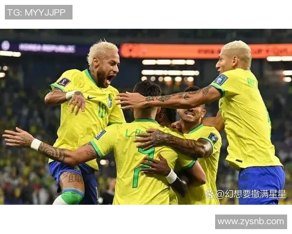 足球明星与其他球员的精彩对抗赛引发热议与讨论