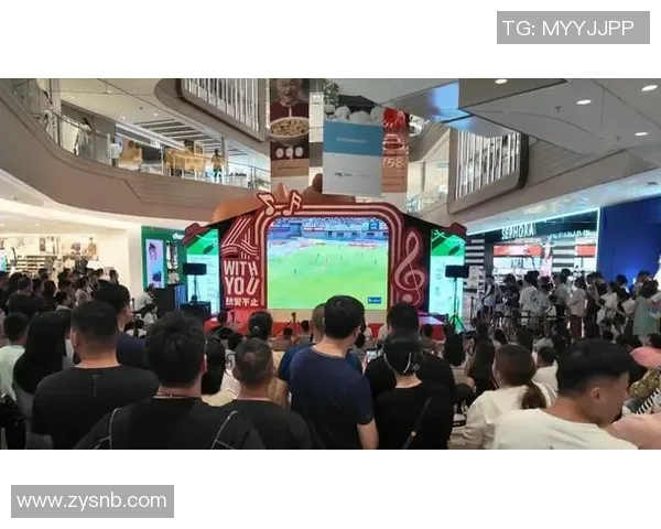 足球明星直播吸引网友热议互动精彩瞬间引发热情讨论 足球明星直播吸引网友热议互动精彩瞬间引发热情讨论